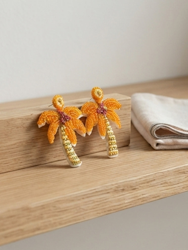 Palm tree beaded drop earrings with sparkling details | ERA647-03 | image 2