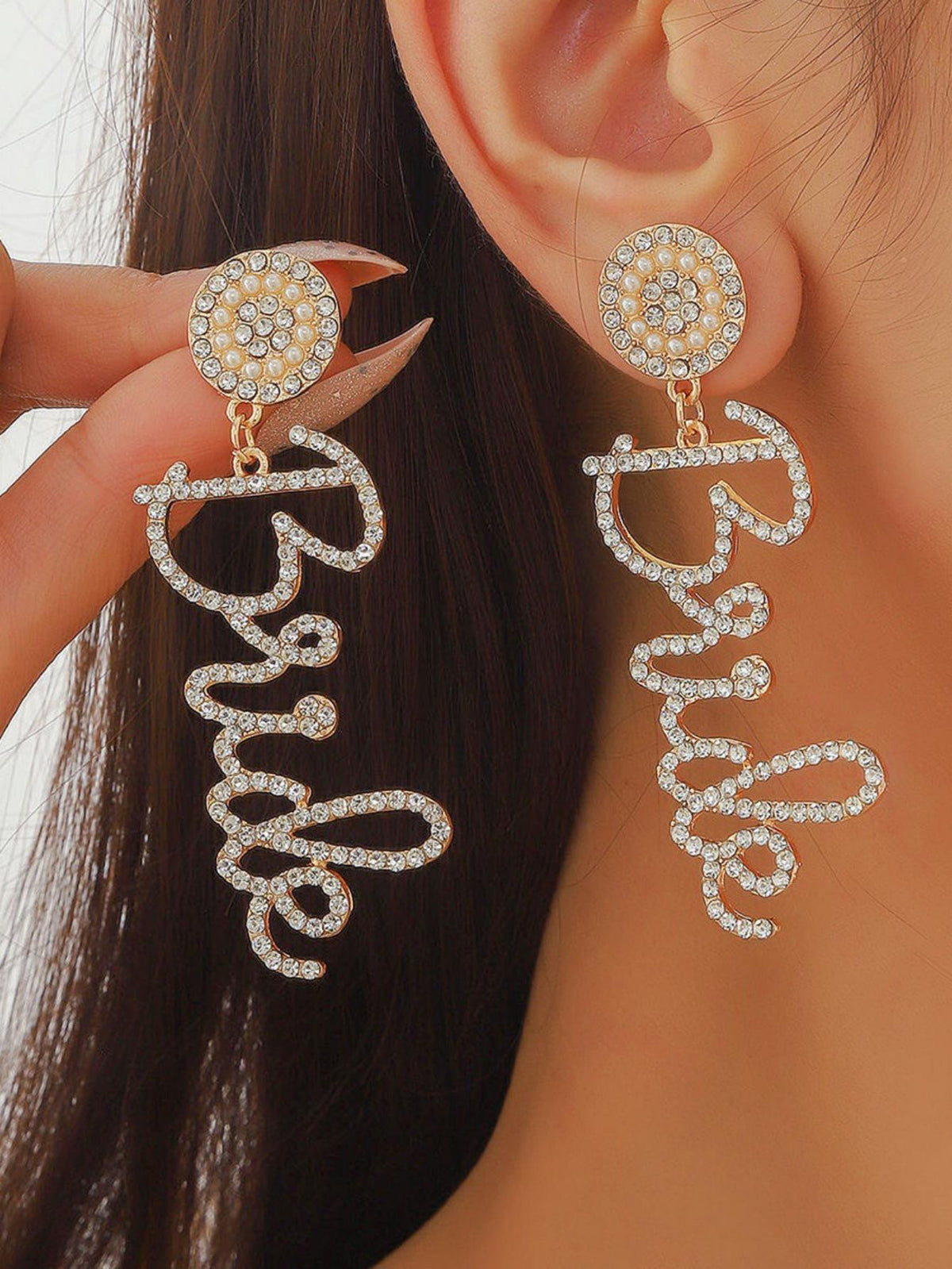 White letter bridal earrings with alloy construction | ERA623-01 | image 2