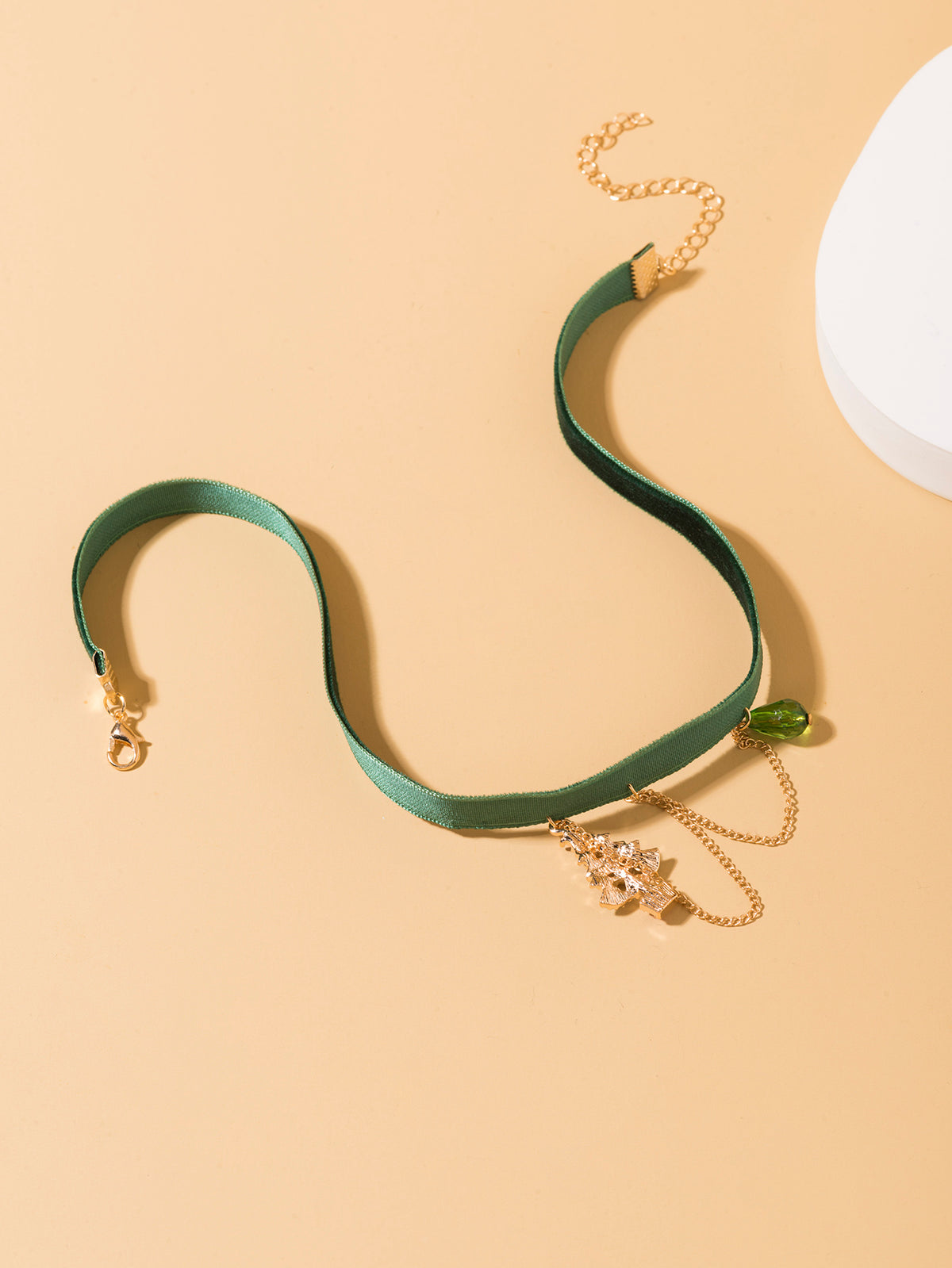 Green Velvet Christmas Tree Choker with zinc-alloy hardware | NA157-08 | image 2