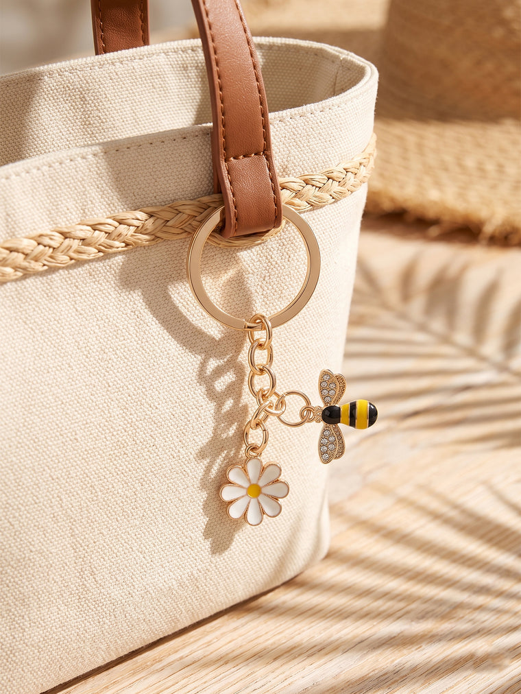 Gold-tone bee and daisy keychain accessory | KCA092-02 | image 2