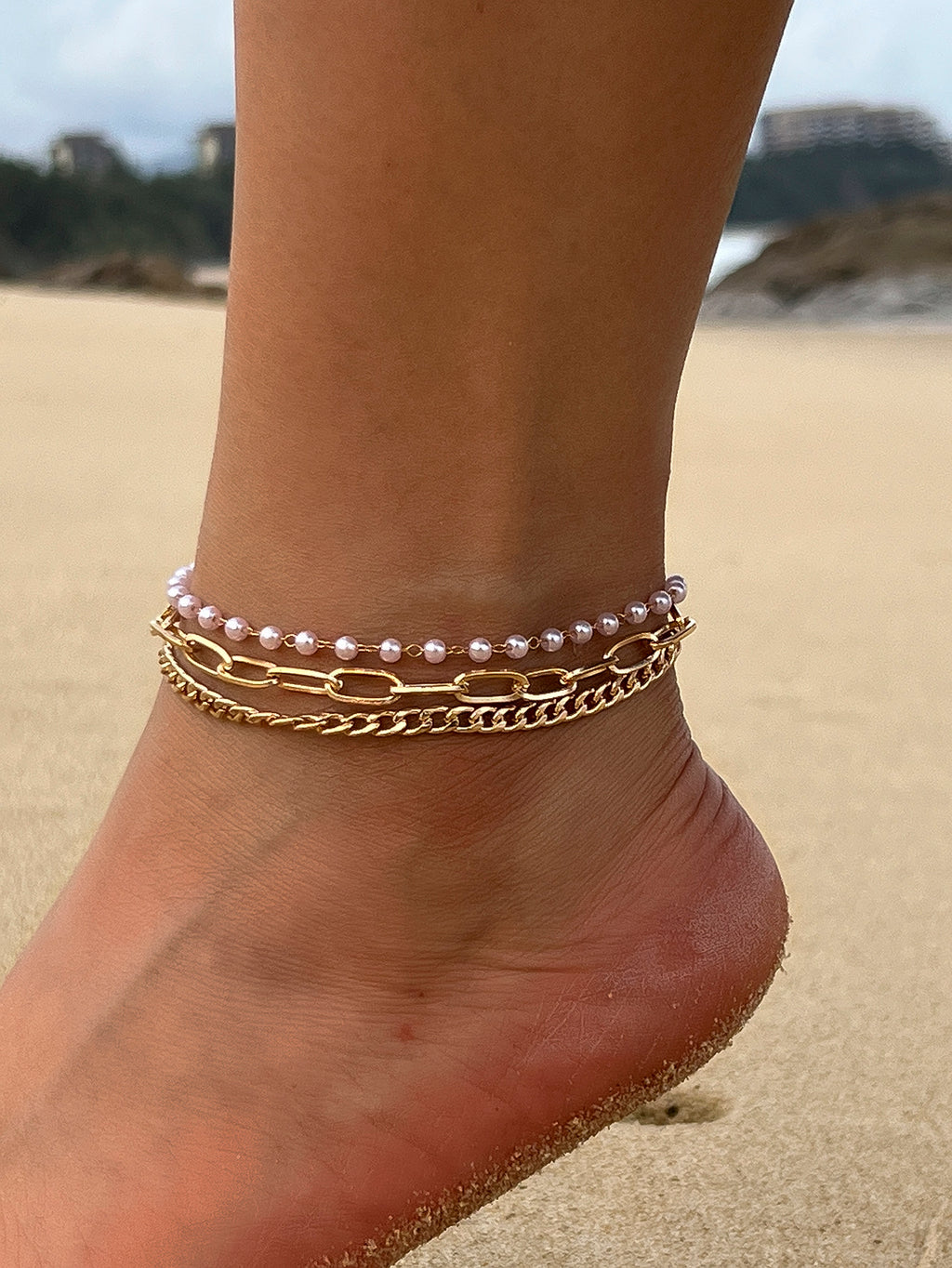 Triple-Layer Faux Pearl Anklet with zinc alloy details | JL7343-01 | image 2