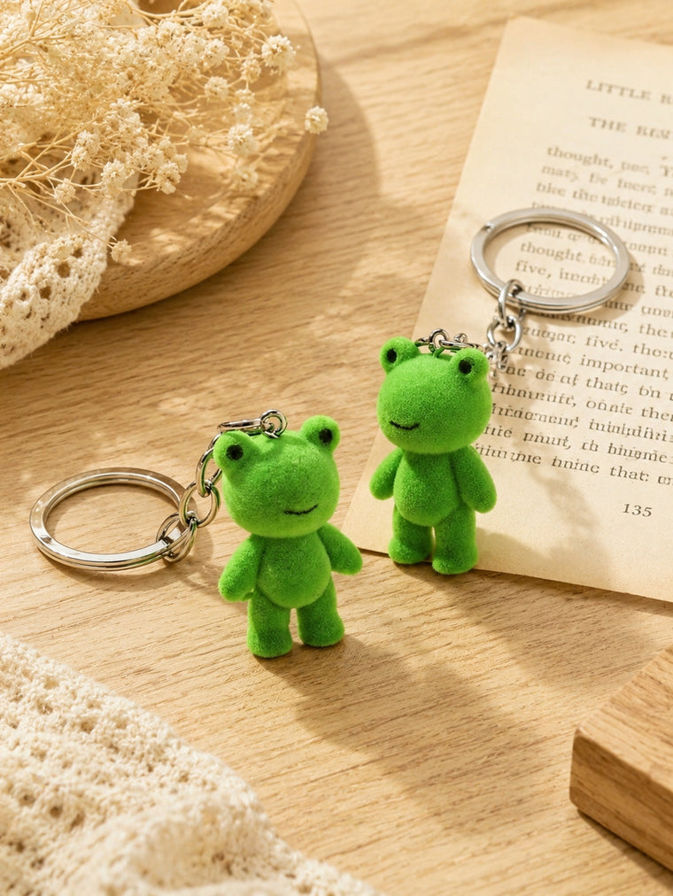 Two-piece green frog plush keychain set | KCA069-02 | image 2
