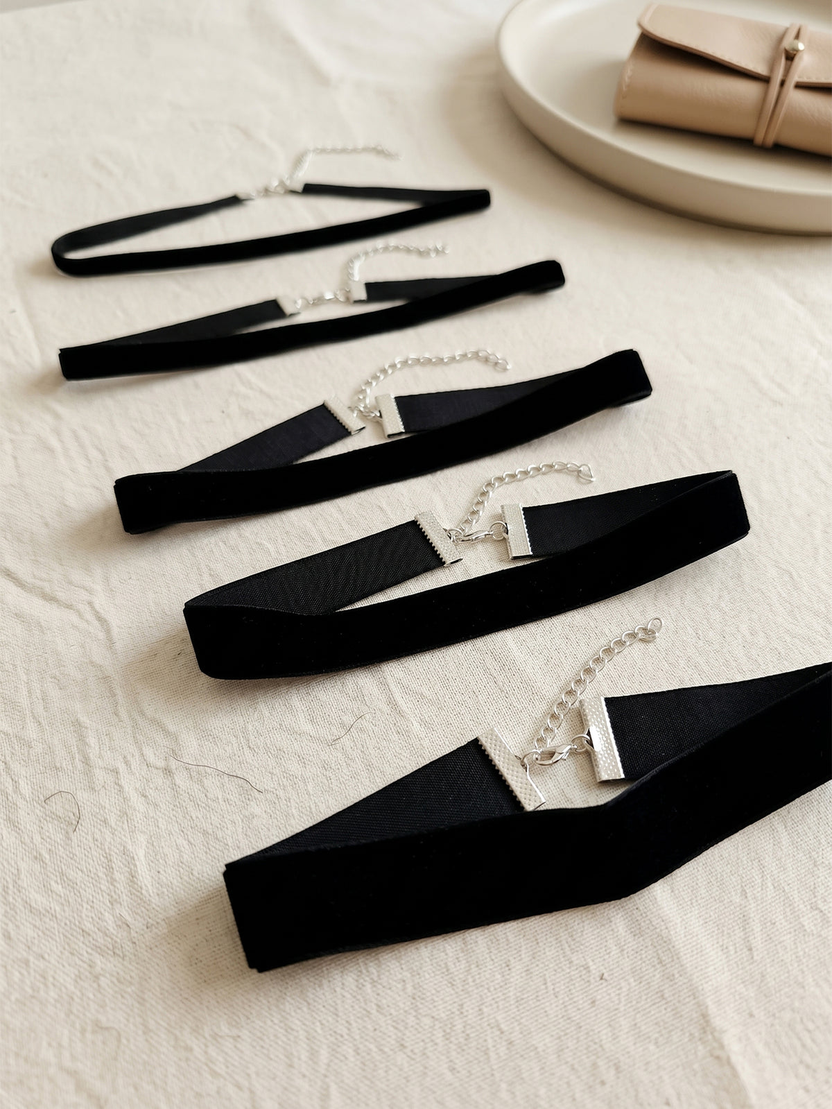 Black Velvet Choker Set with polyester fabric | NA932-01 | image 2