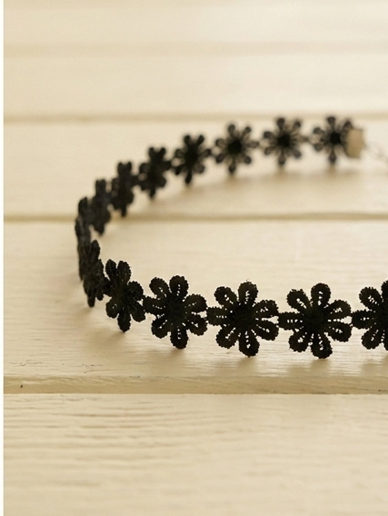 Black Lace Blossom Choker with lace | N3420 | image 3