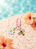 Pink bee and daisy keychain accessory | KCA092-06 | image 3