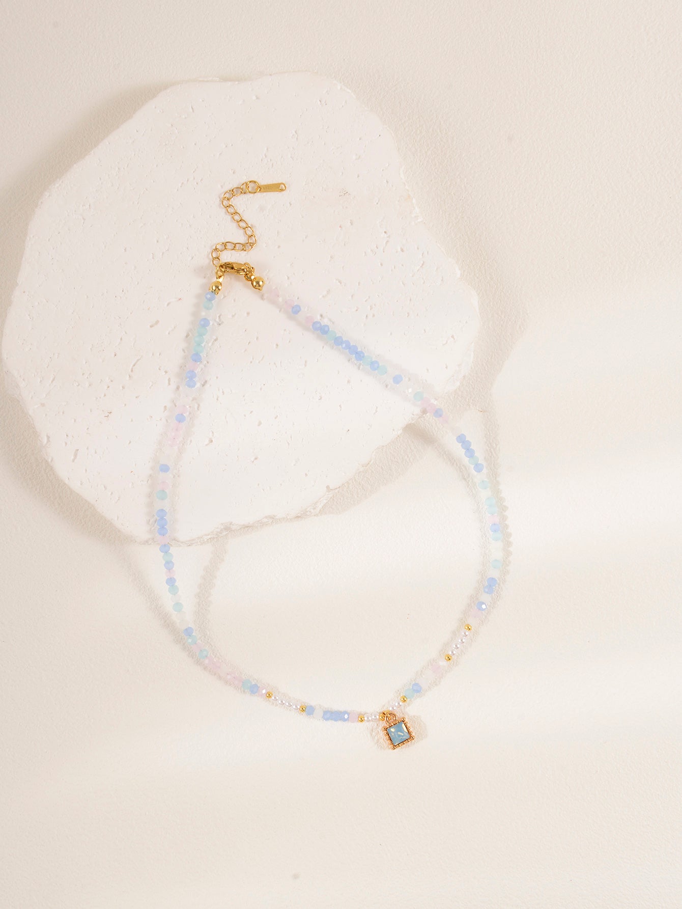 Blue Purple Faux Crystal Necklace with imitation crystal details | NA561-03 | image 3