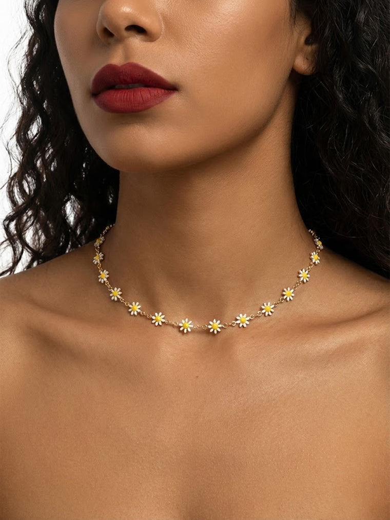 Daisy Chain Necklace with iron hardware | NA900-01 | image 3