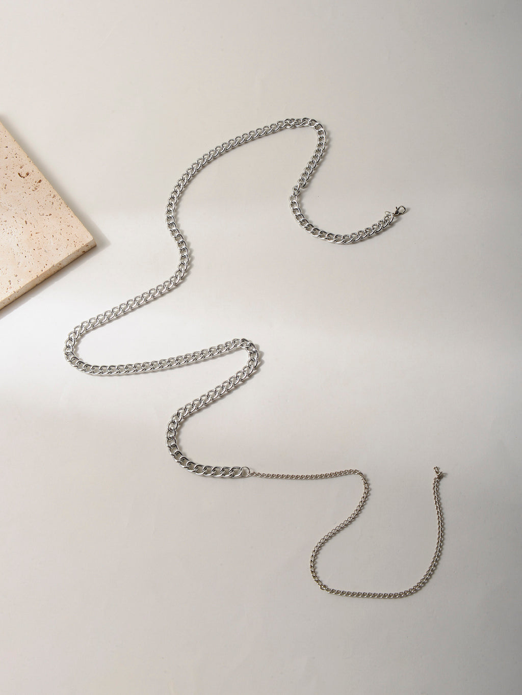 Silver-Tone Chunky Chain Waist Chain with zinc-alloy details | BCN0284-01 | image 3