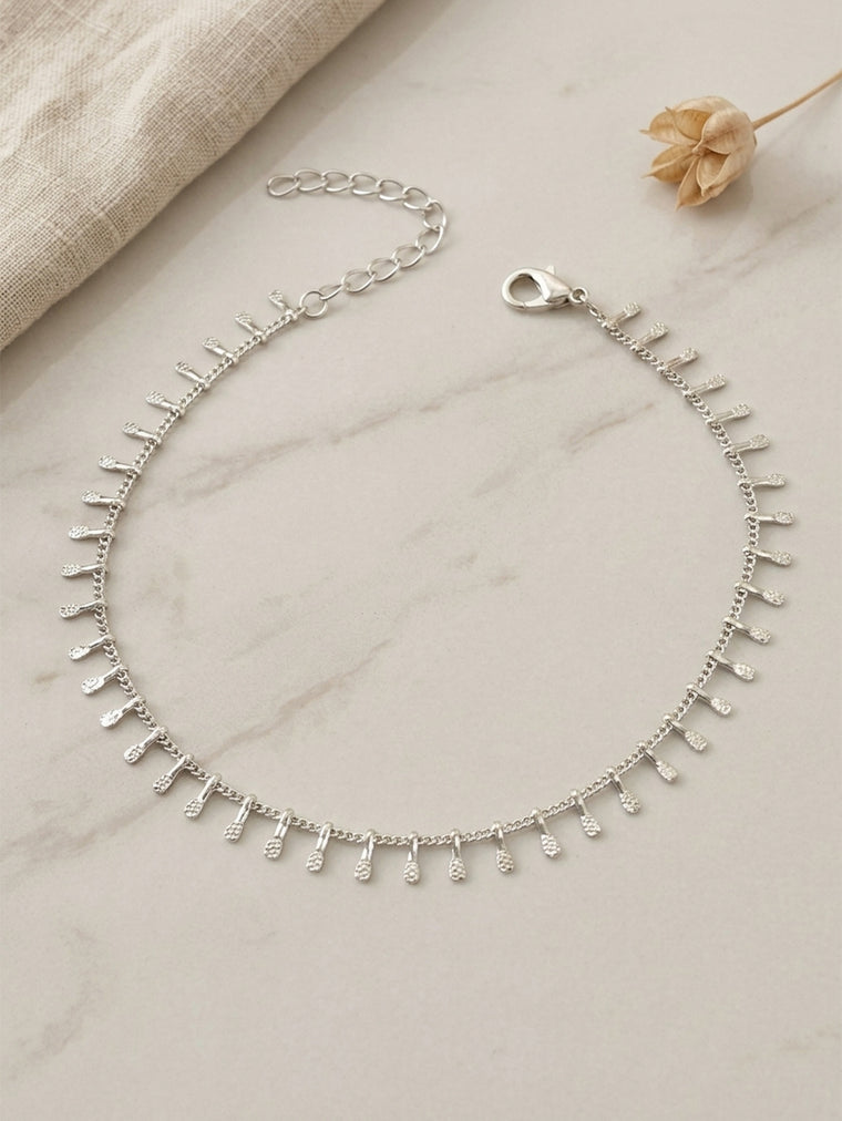 Silver-Tone Minimalist Chain Anklet with zinc alloy details | JL7438-01 | image 3