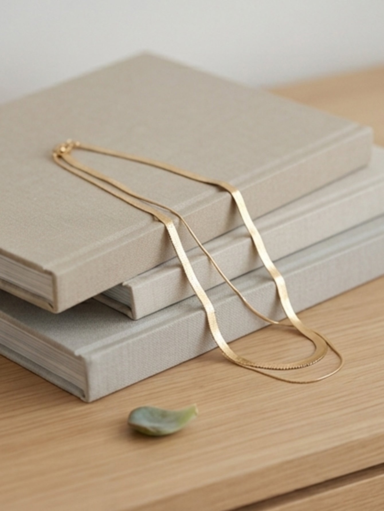 Gold-Tone Double Chain Necklace with zinc-alloy hardware | NA894-02 | image 3