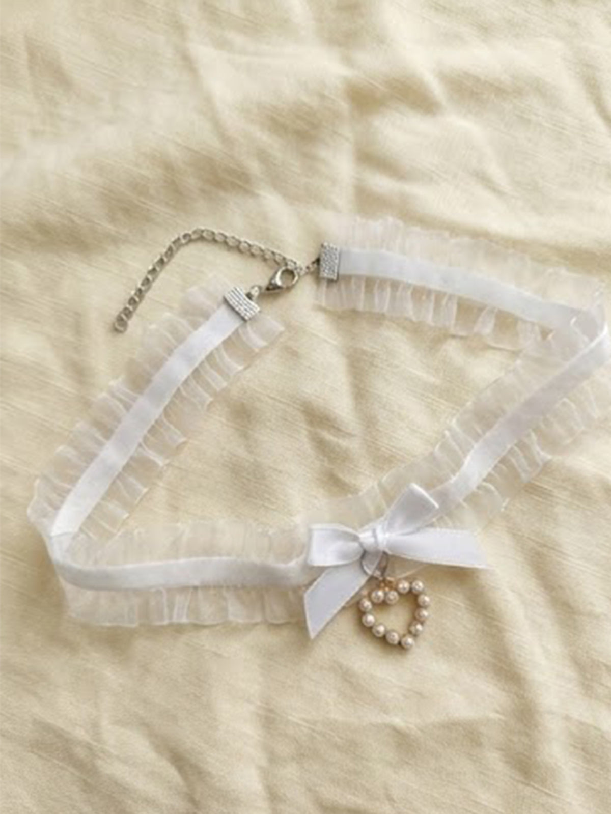 White Lace Bow Pearl Necklace with polyester fabric | NA866-04 | image 3