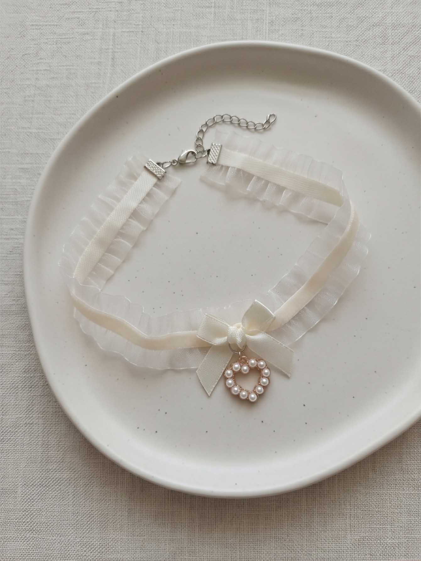 Beige Lace Bow Pearl Necklace with polyester fabric | NA866-01 | image 3