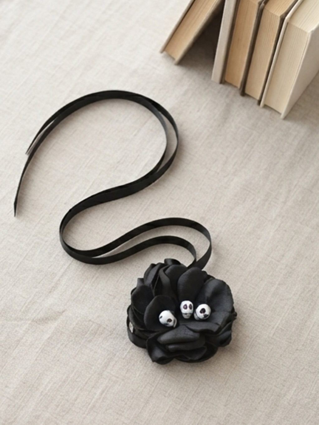 Black Skull Flower Ribbon Necklace with polyester fabric | NA707-01 | image 3