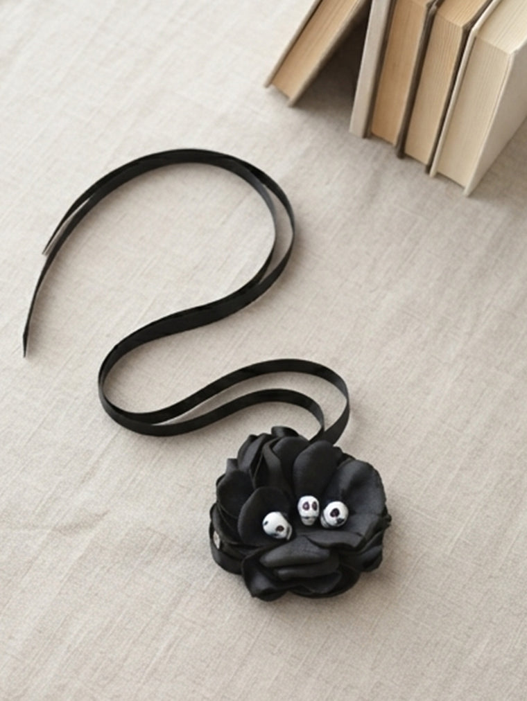 Black Skull Flower Ribbon Necklace with polyester fabric | NA707-01 | image 3