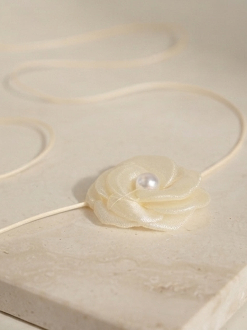 Beige Faux Pearl Flower Necklace with polyester fabric | NA637-11 | image 3