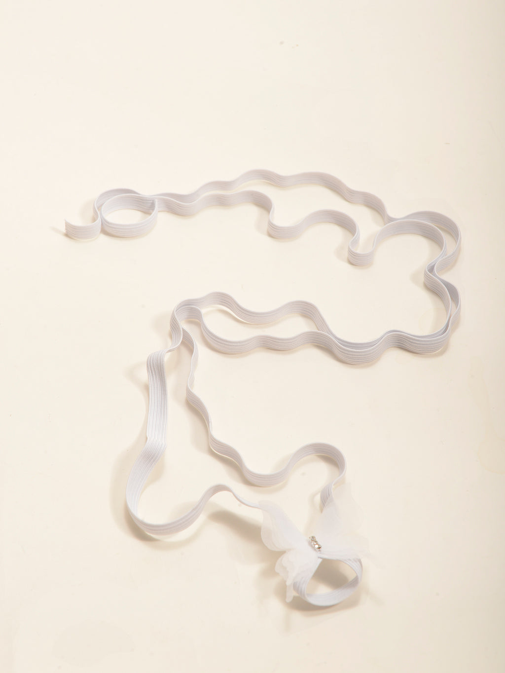 White Butterfly Wrap Anklet with elastic band details | JL7409-01 | image 3
