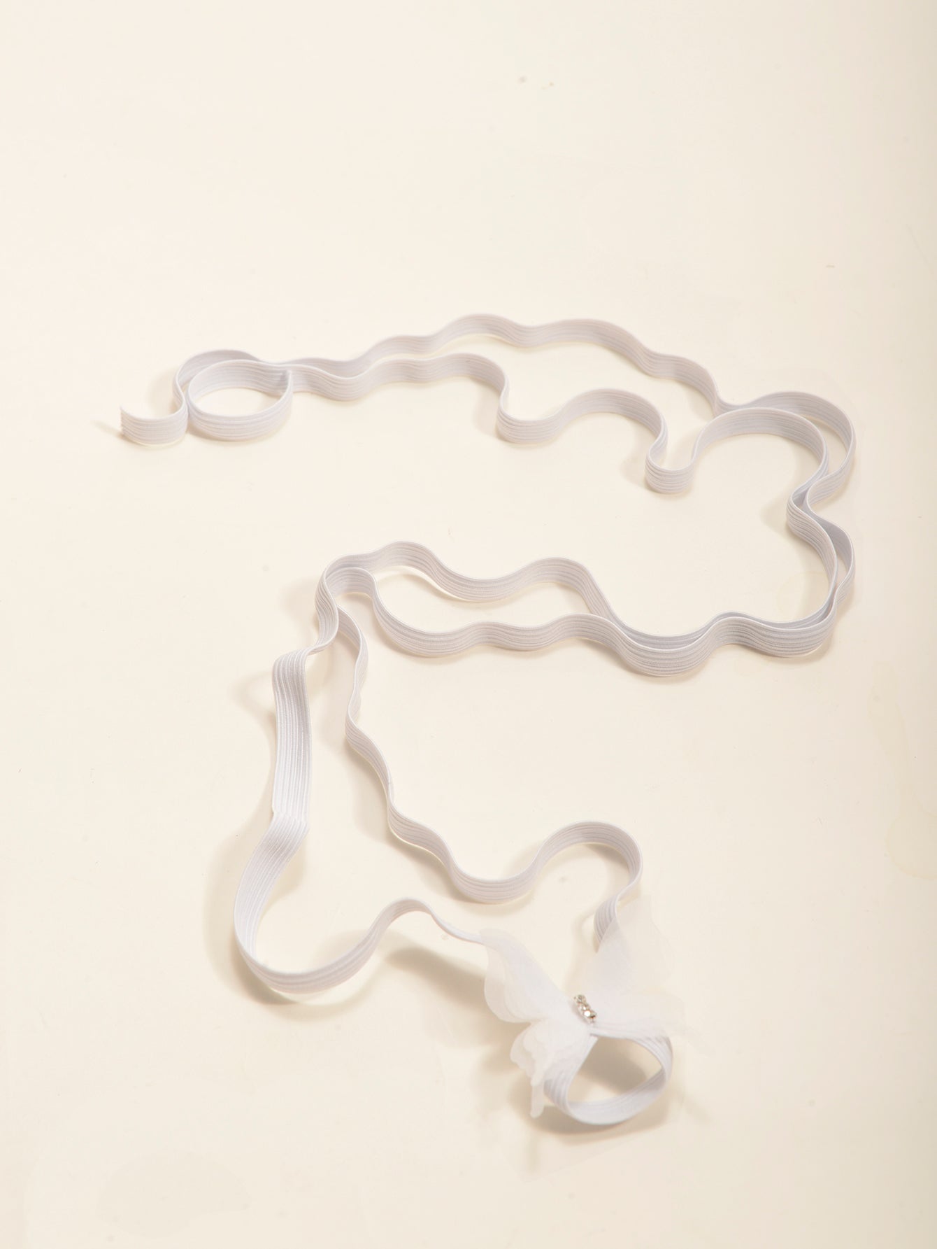 White Butterfly Wrap Anklet with elastic band details | JL7409-01 | image 3
