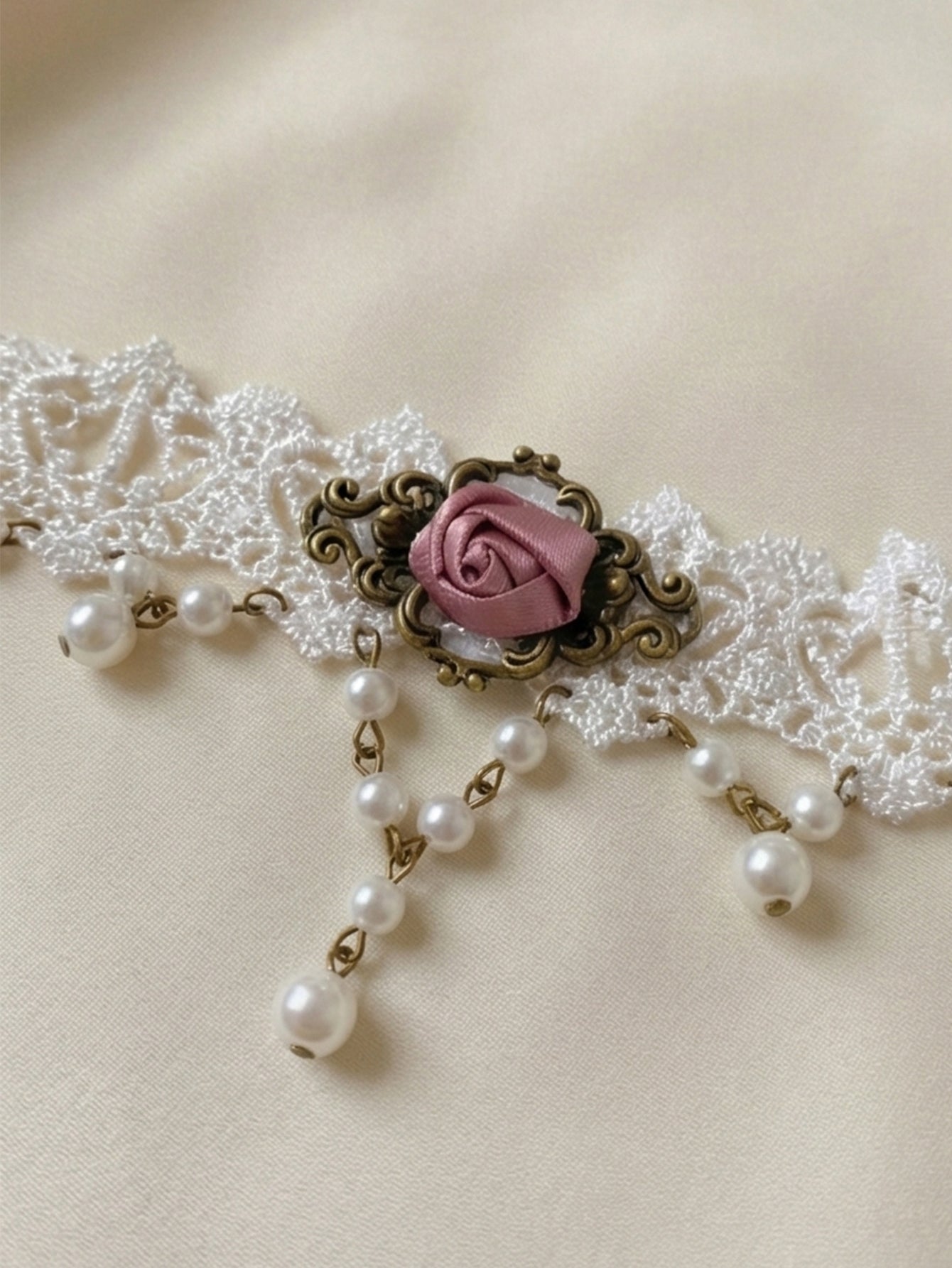 White Lace Choker with polyester fabric | N3056 | image 4