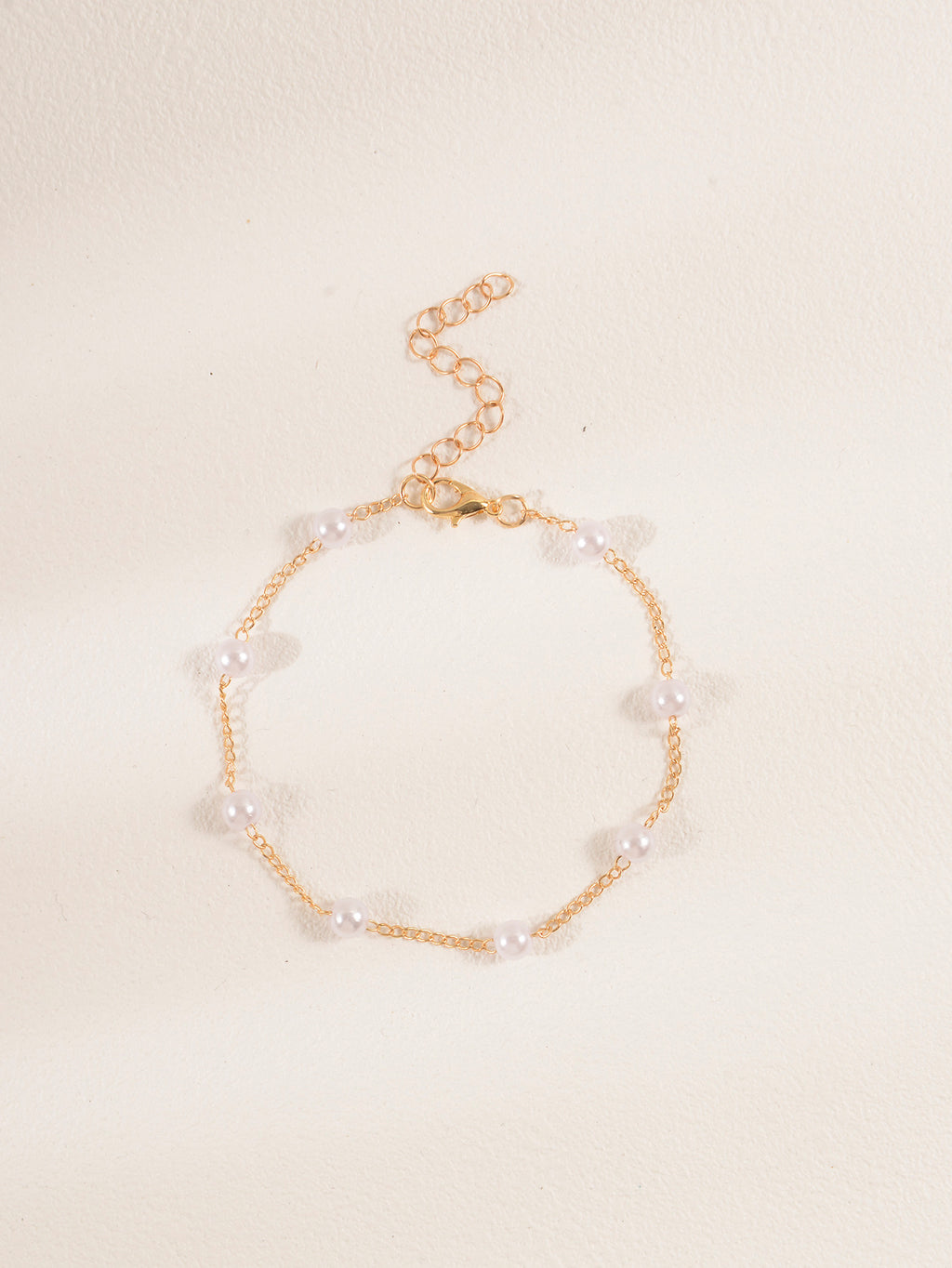 Faux Pearl Gold-Tone Anklet with zinc alloy and plastic details | JL7367-01 | image 4