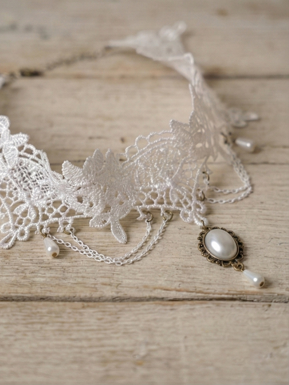 White Lace Pendant Choker with polyester fabric | N3136 | image 4
