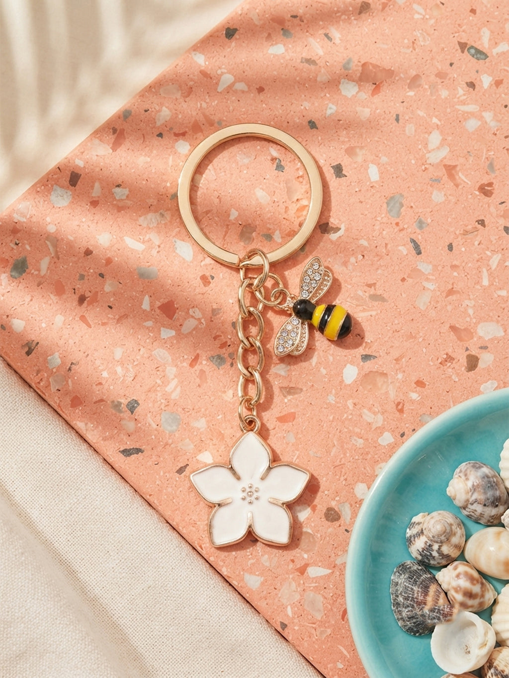 White cherry blossom keychain with bee accent | KCA070-09 | image 4