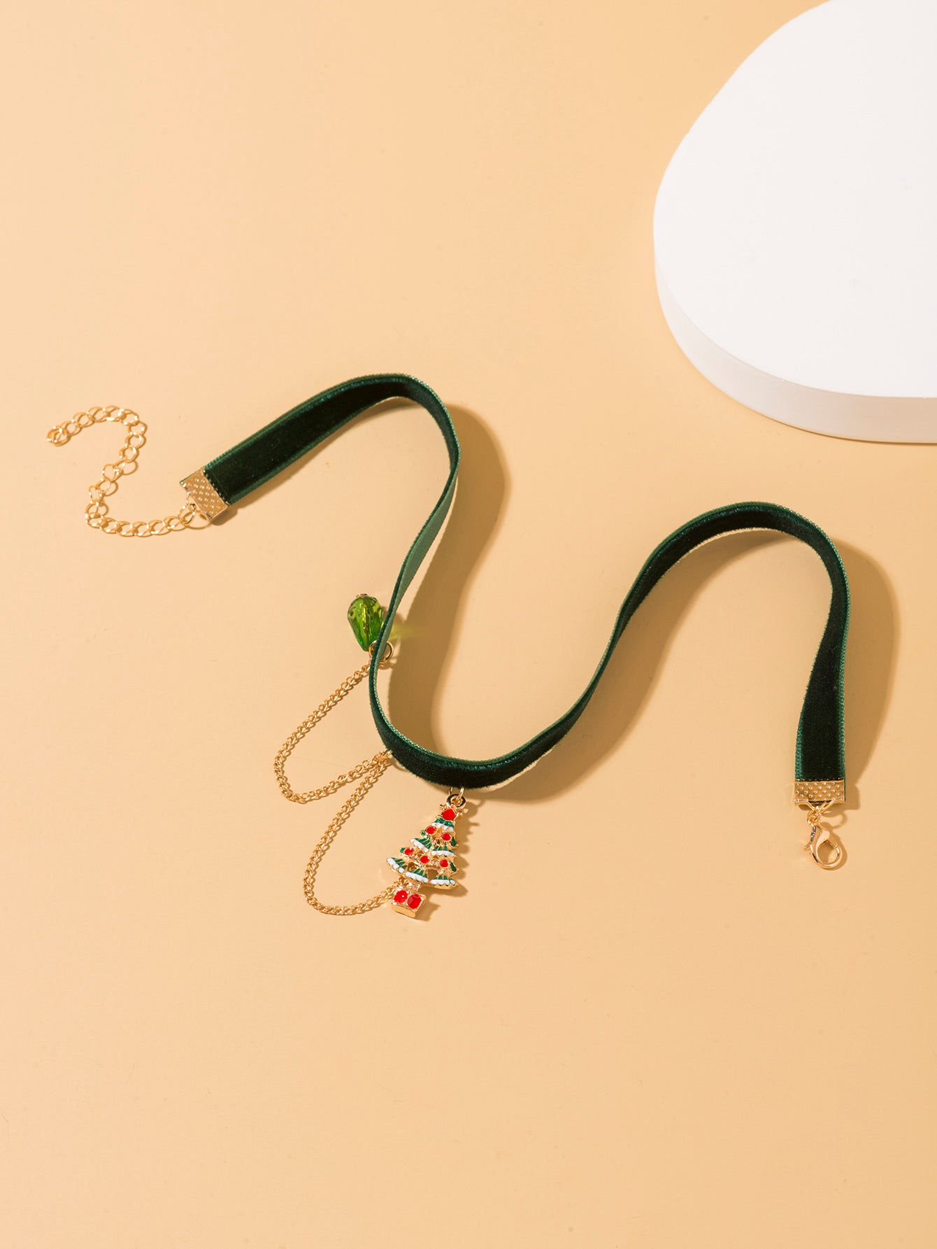 Green Velvet Christmas Tree Choker with zinc-alloy hardware | NA157-08 | image 4
