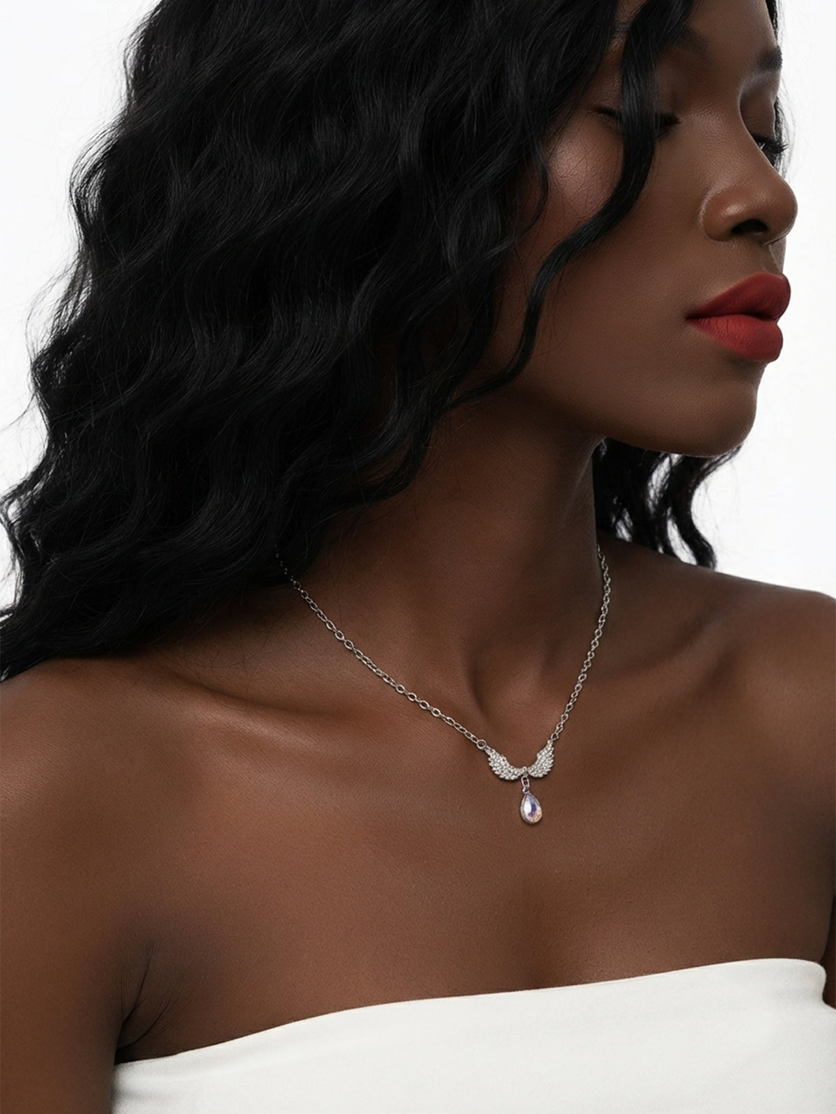 Silver-Tone Zircon Wing Necklace with zinc-alloy hardware | NA615-01 | image 4