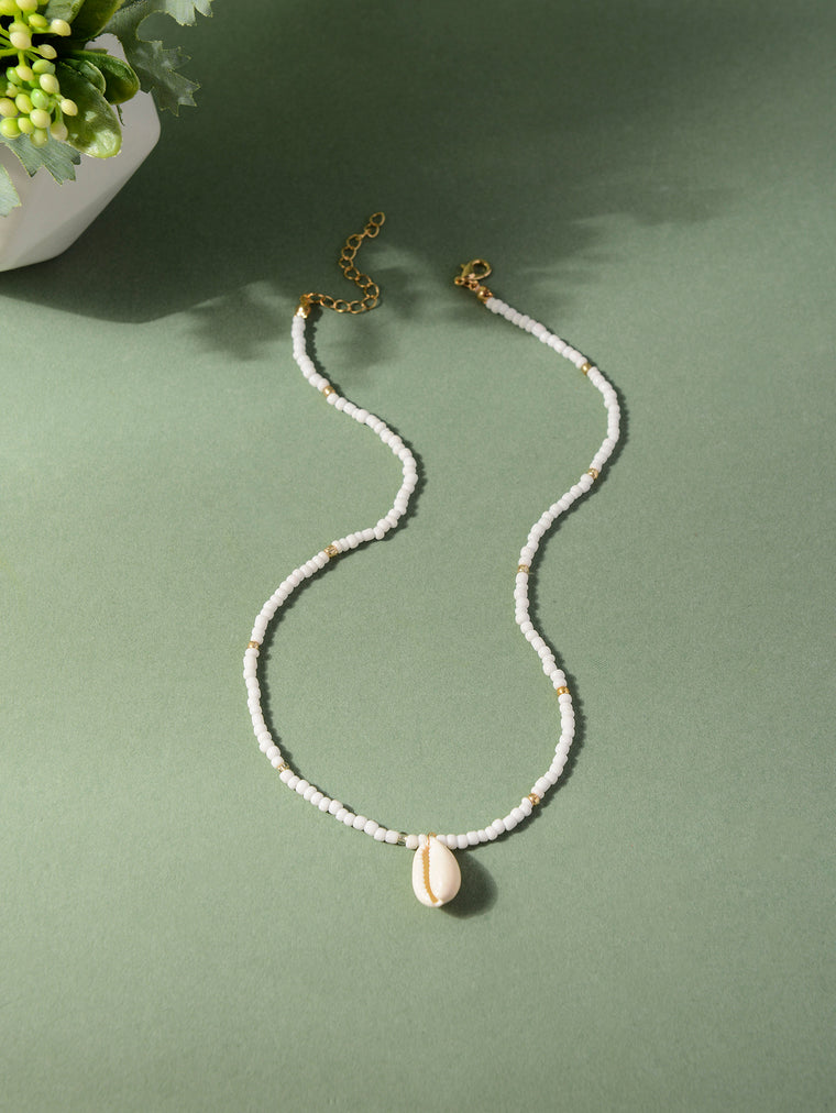 White Beaded Shell Necklace with plastic components | NA642-02 | image 4