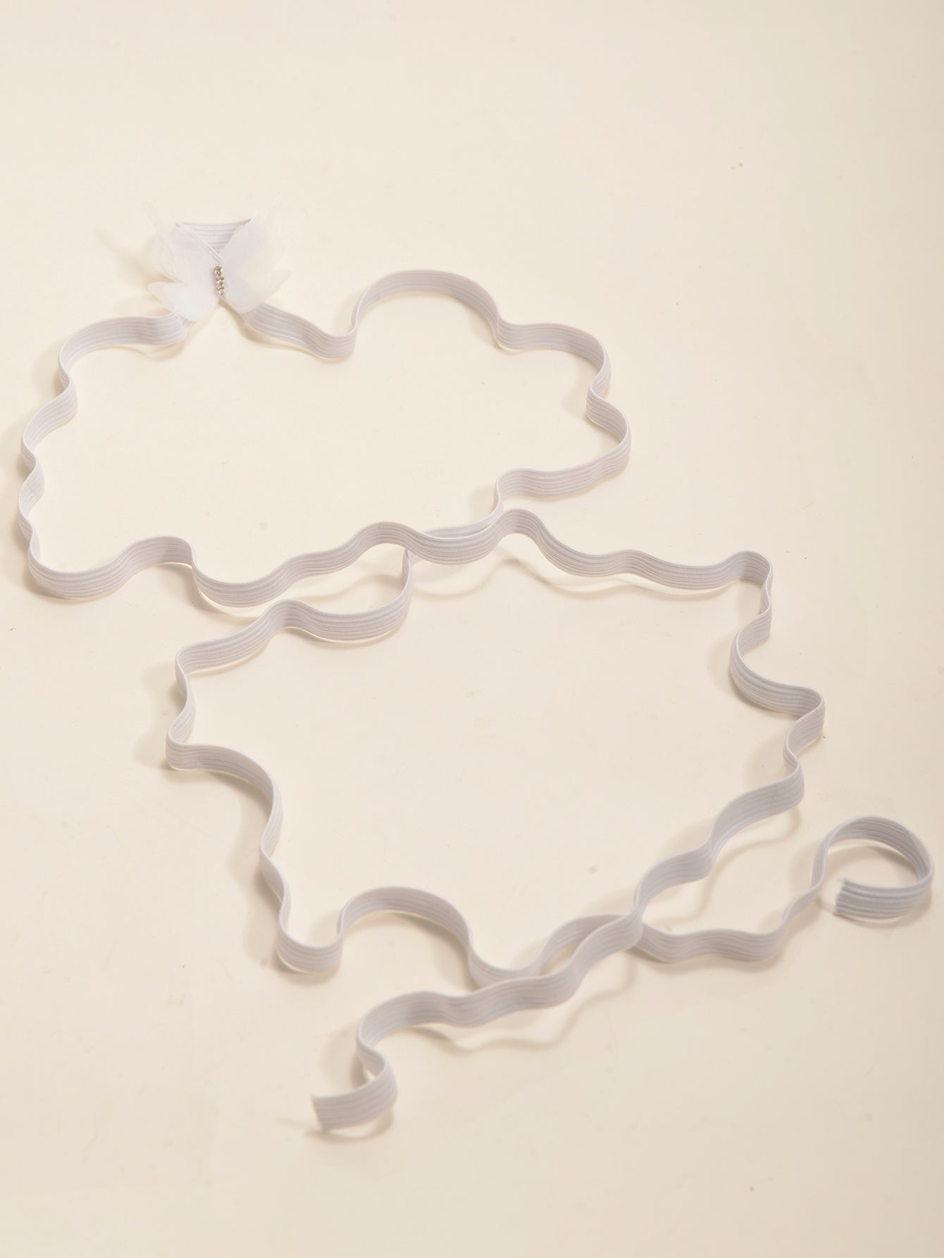White Butterfly Wrap Anklet with elastic band details | JL7409-01 | image 4