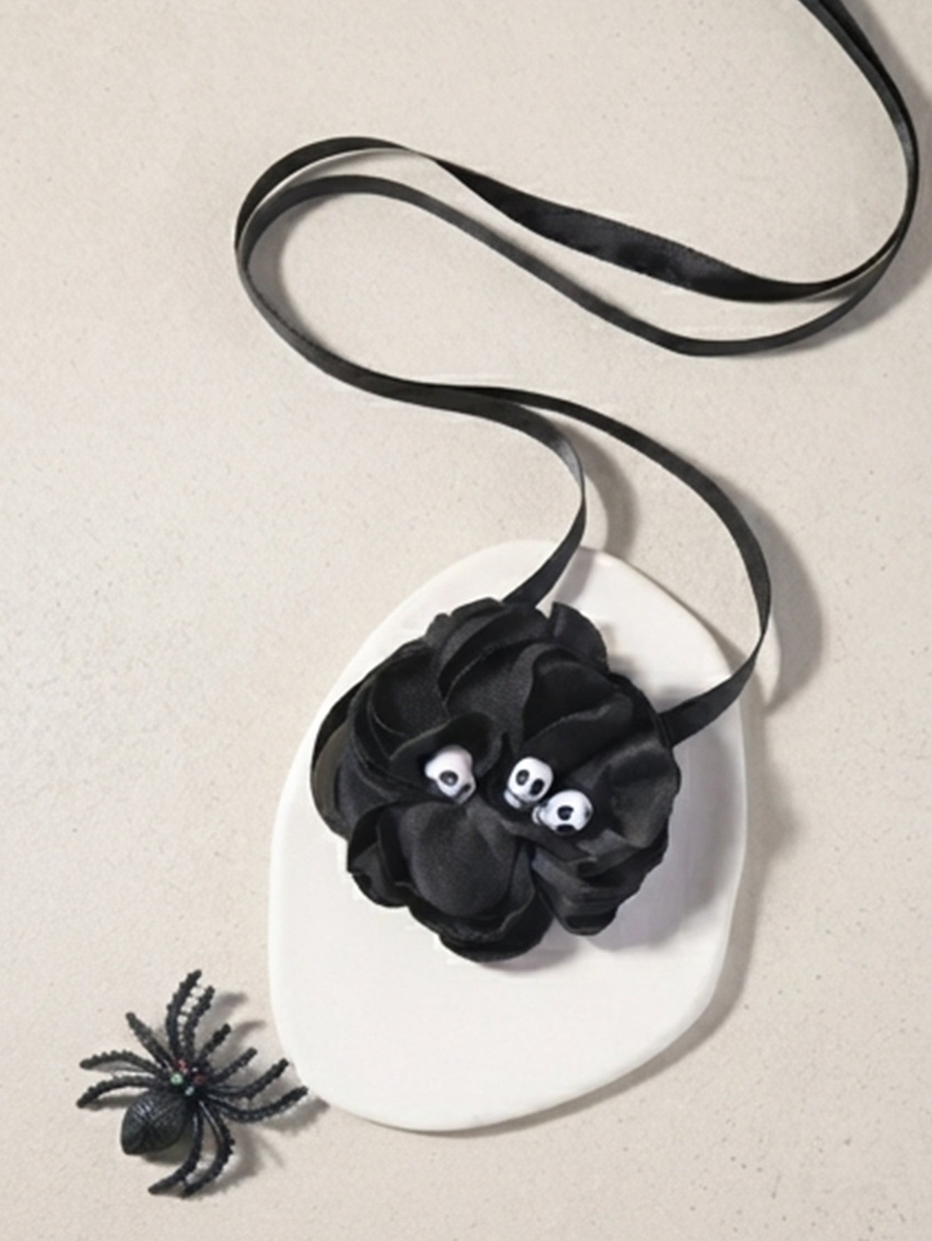 Black Skull Flower Ribbon Necklace with polyester fabric | NA707-01 | image 4