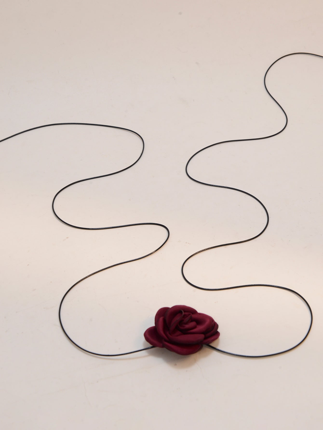 Red Flower Black Cord Necklace with polyester fabric | NA806-01 | image 4