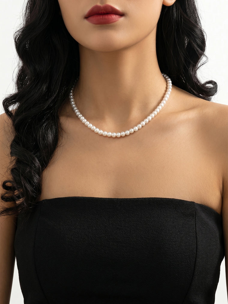 White Faux Pearl Necklace with ABS beads and zinc-alloy hardware | NA939-02 | image 4