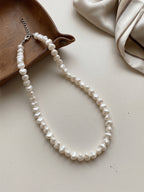 Twisted Faux Pearl Necklace with ABS beads and zinc-alloy hardware | NA939-01 | image 4