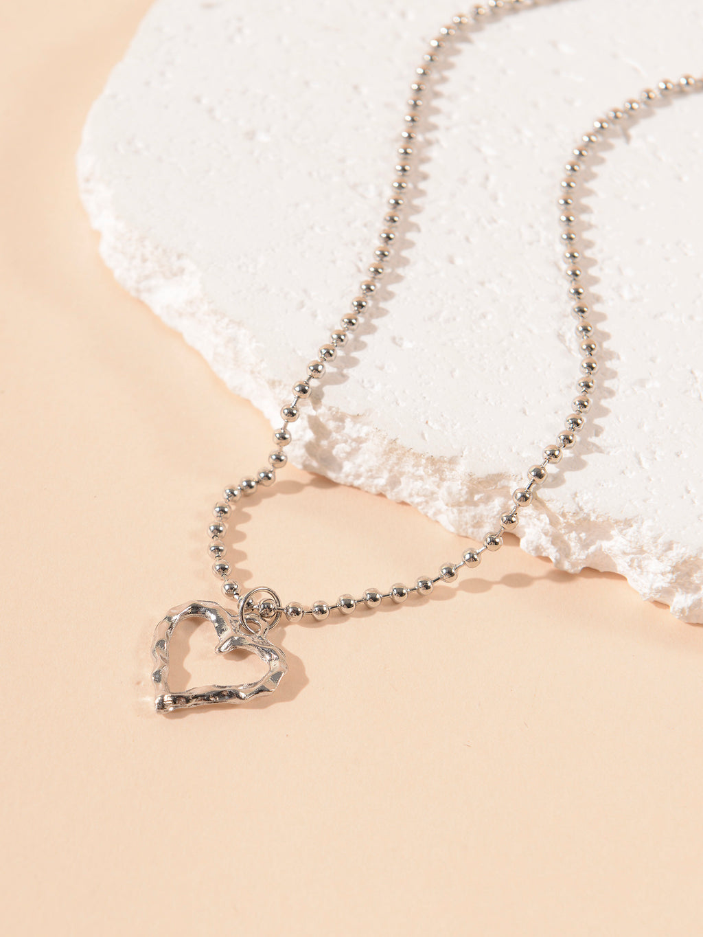 Silver-Tone Open Heart Pendant Necklace with zinc-alloy hardware | NA607-01 | image 4