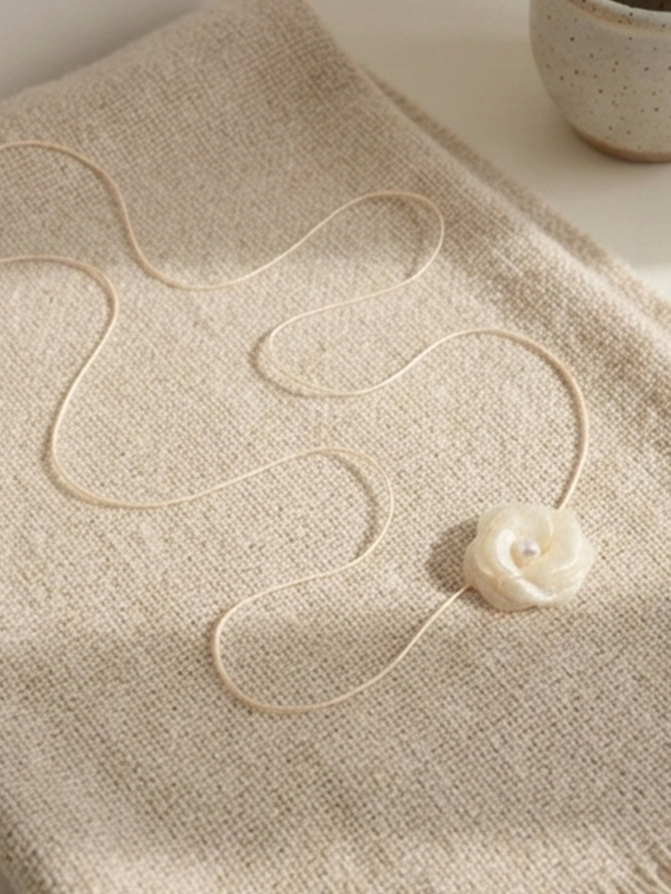 Beige Faux Pearl Flower Necklace with polyester fabric | NA637-11 | image 4