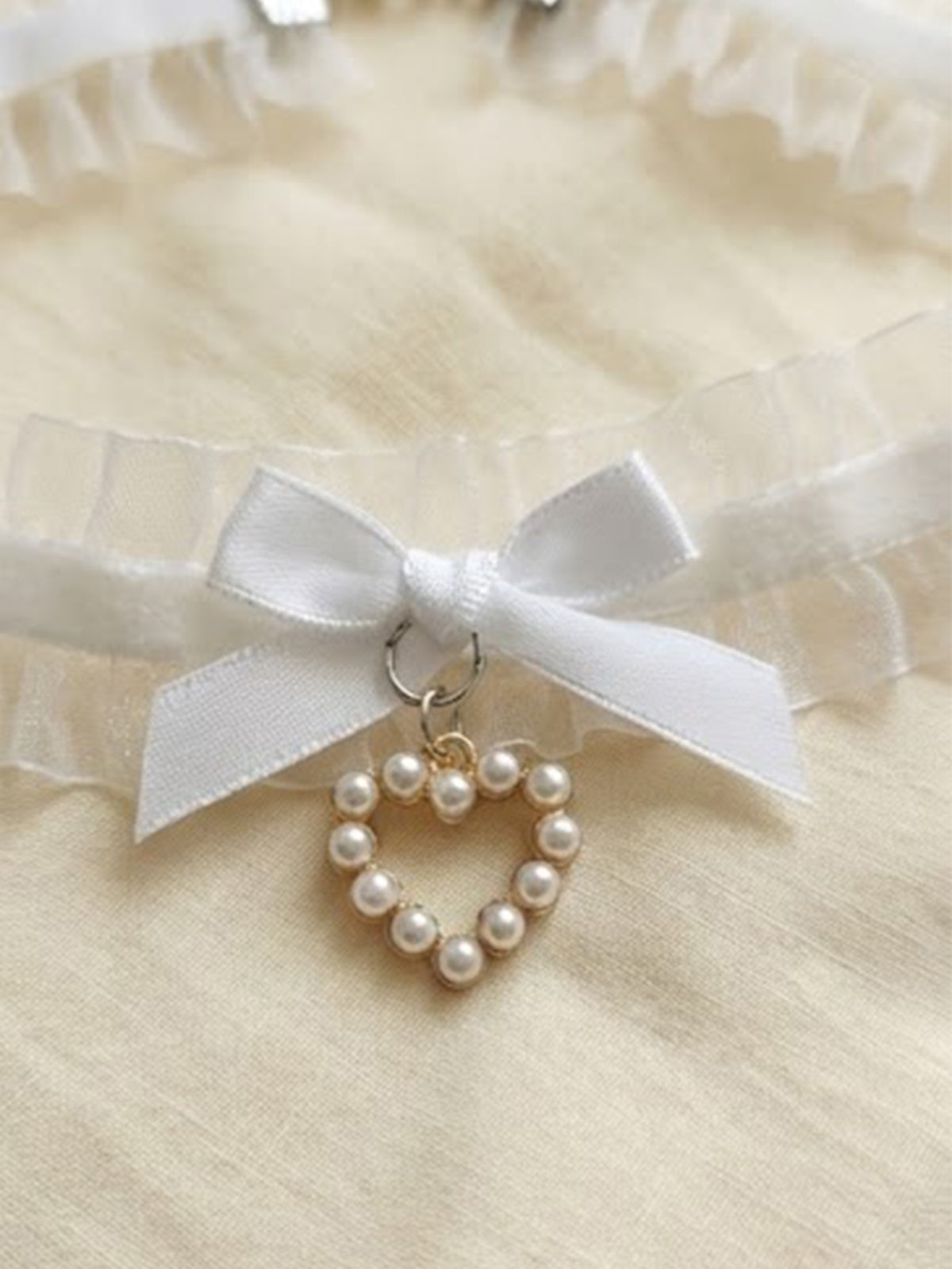 White Lace Bow Pearl Necklace with polyester fabric | NA866-04 | image 4