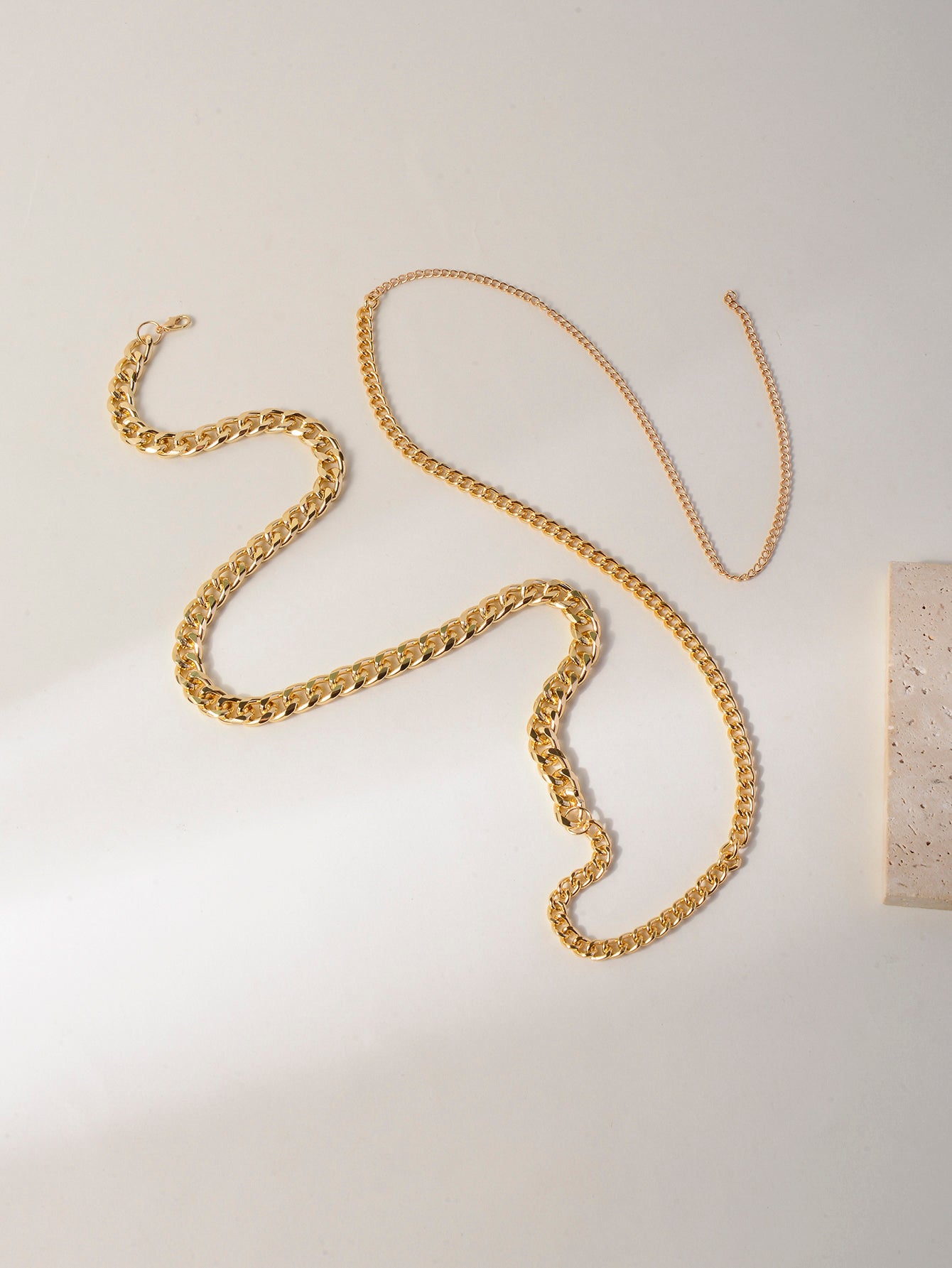 Gold-Tone Asymmetric Waist Chain with zinc-alloy details | BCN0290-01 | image 4