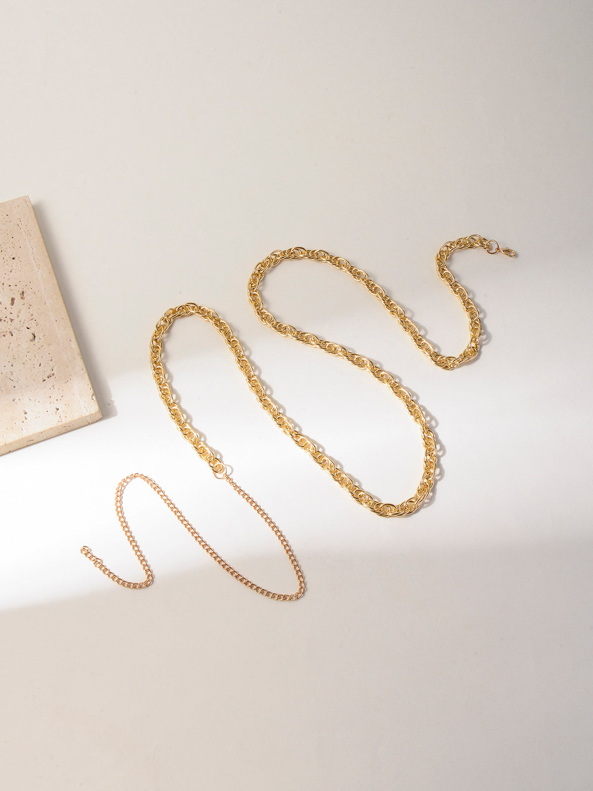 Gold-Tone Classic Chain Waist Chain with zinc-alloy details | BCN0291-01 | image 4