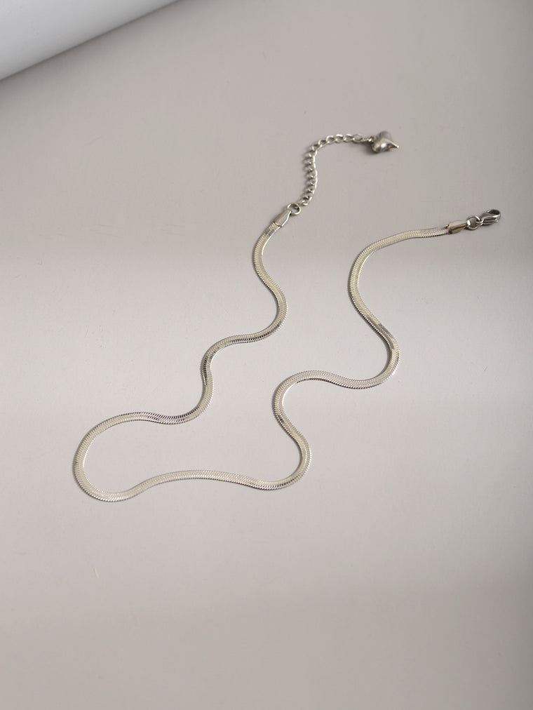 Silver-Tone Flat Snake Chain Necklace with zinc-alloy hardware | NA695-01 | image 4