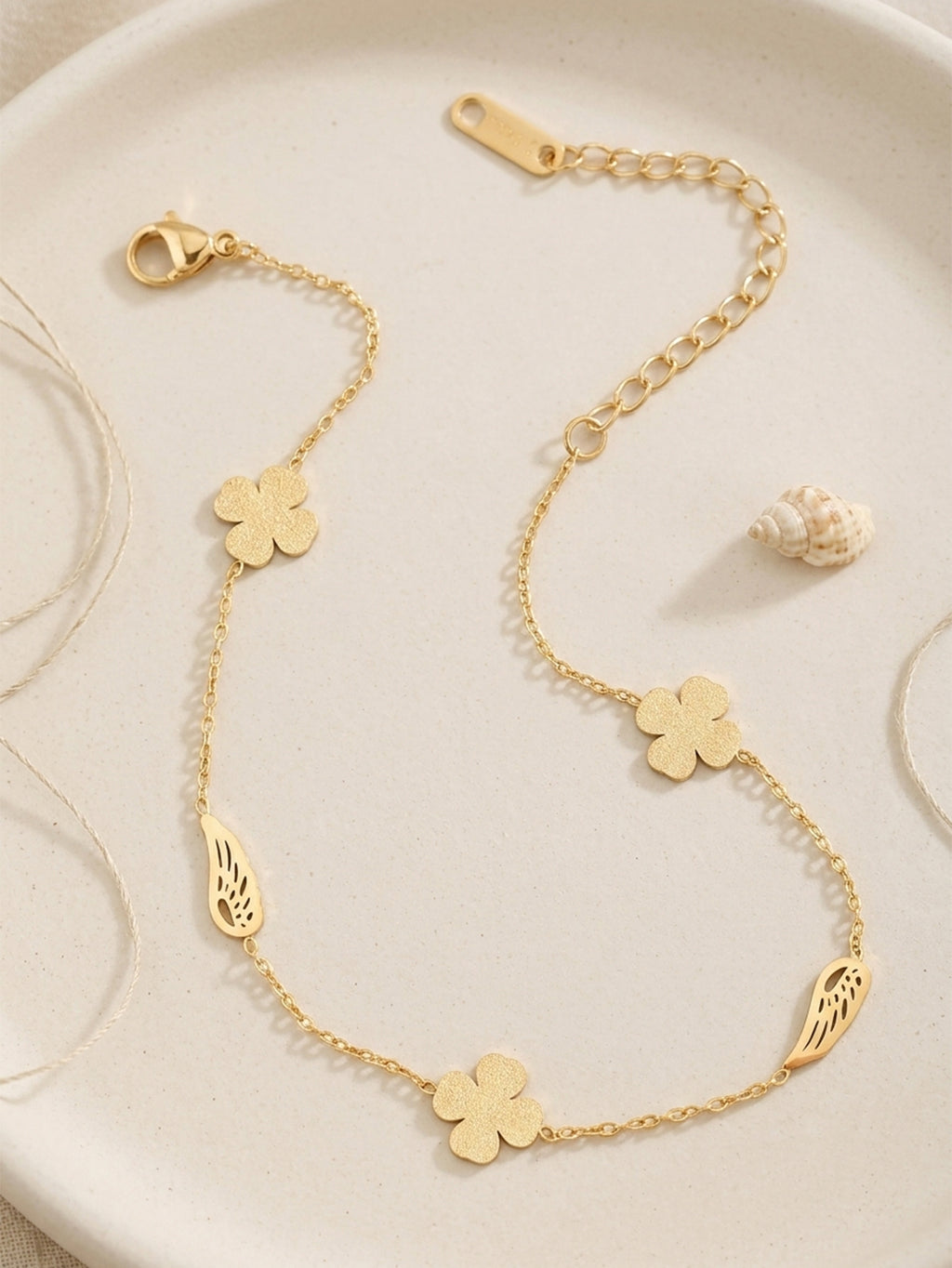 Four-Leaf Clover Wing Anklet with stainless steel details | JL7434-01 | image 4