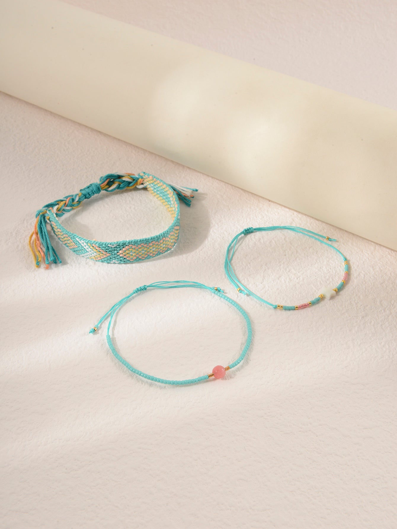 Light green star bracelet set with three adjustable pieces | BRA053-01 | image 4